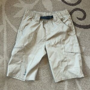 Wrangler short with pockets on the sides still good quality.